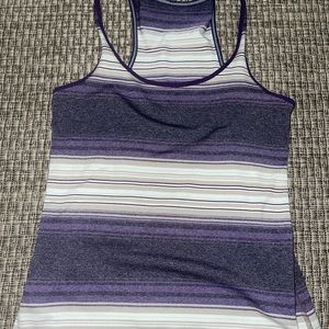 Lululemon Tanks sz 6